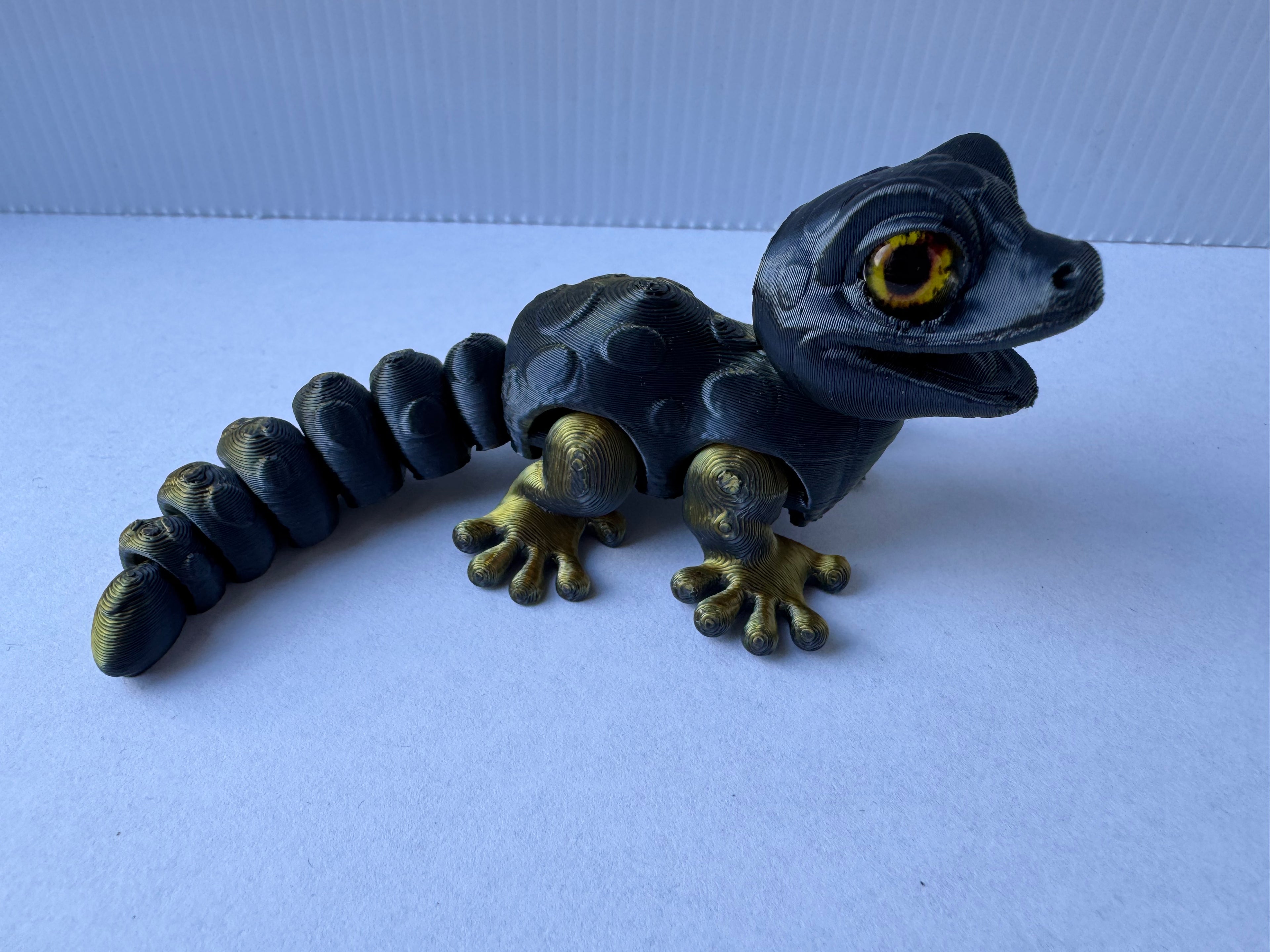 Articulated Leopard Gekko fidget toy