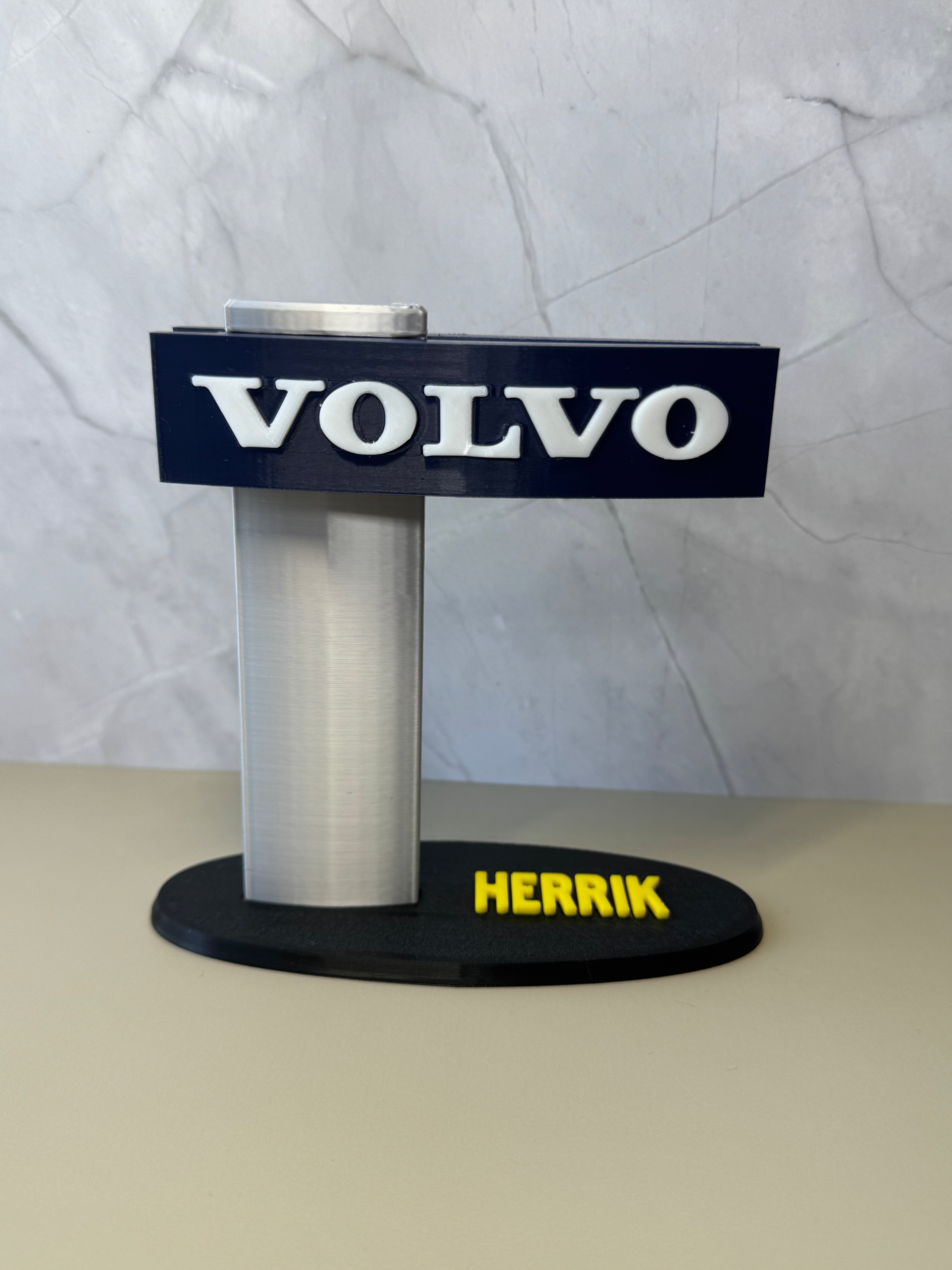 Volvo dealer sign