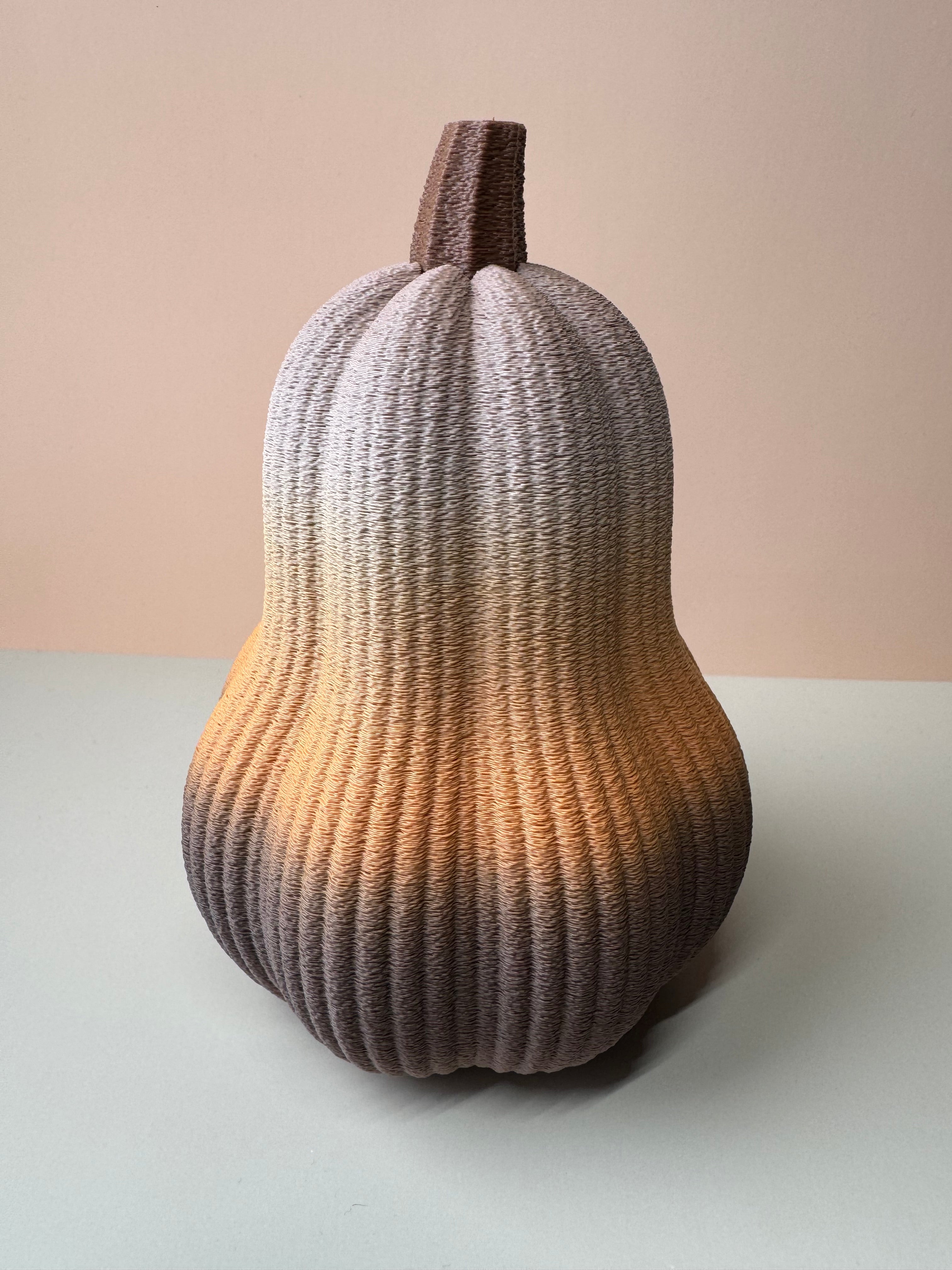 Decoratieve hoge pompoen