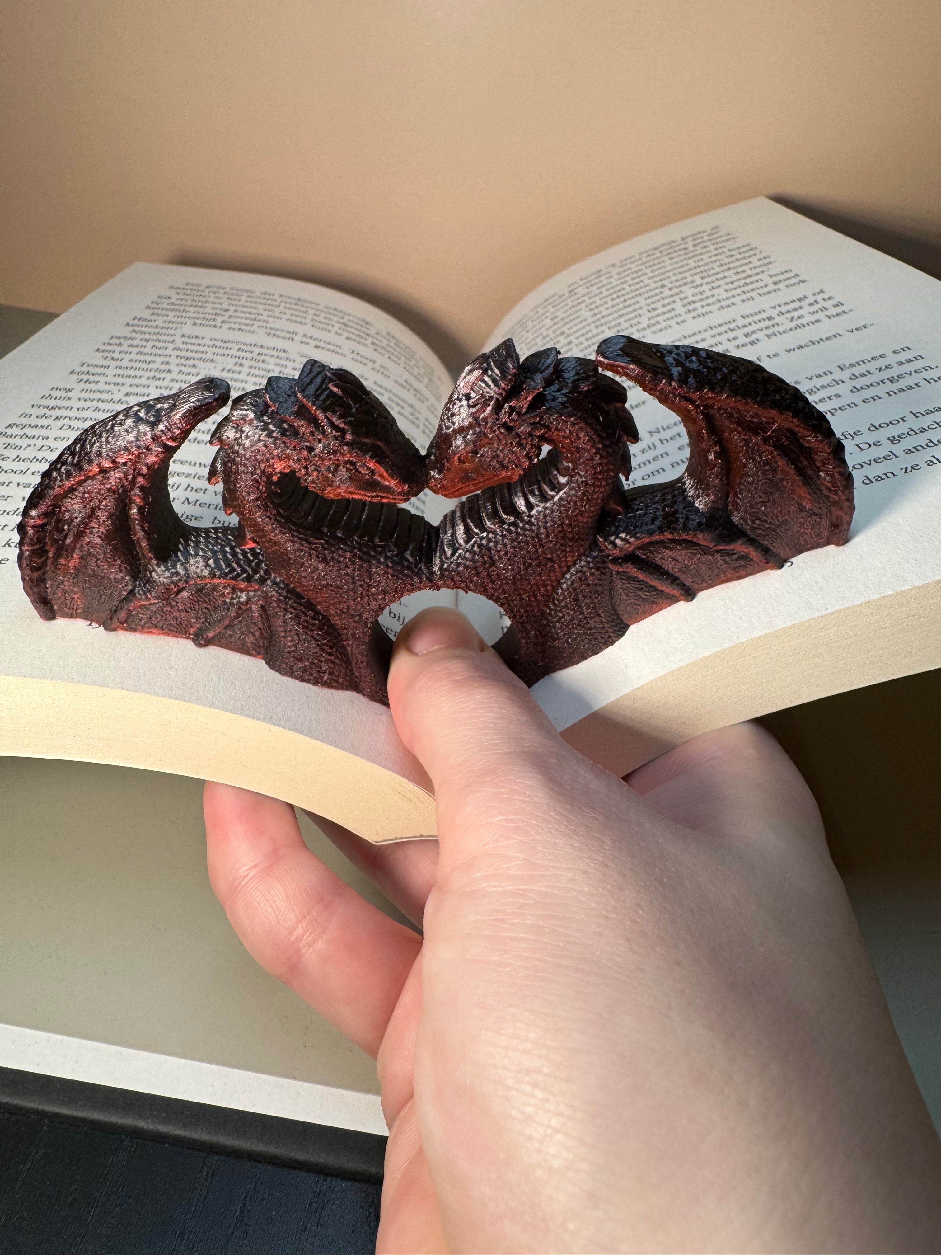 Fantasy dragon bookpage holder