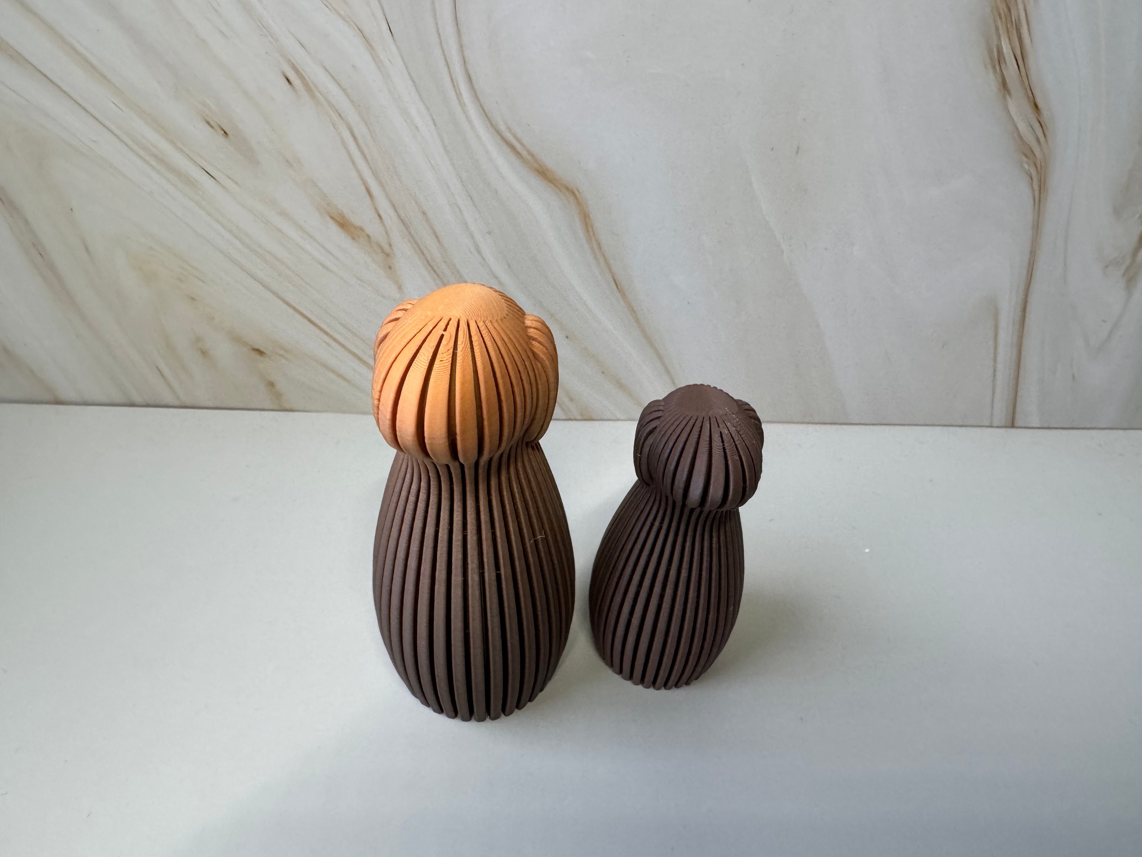 Honden beeldje voor bij familiebeeld/koppelbeeld