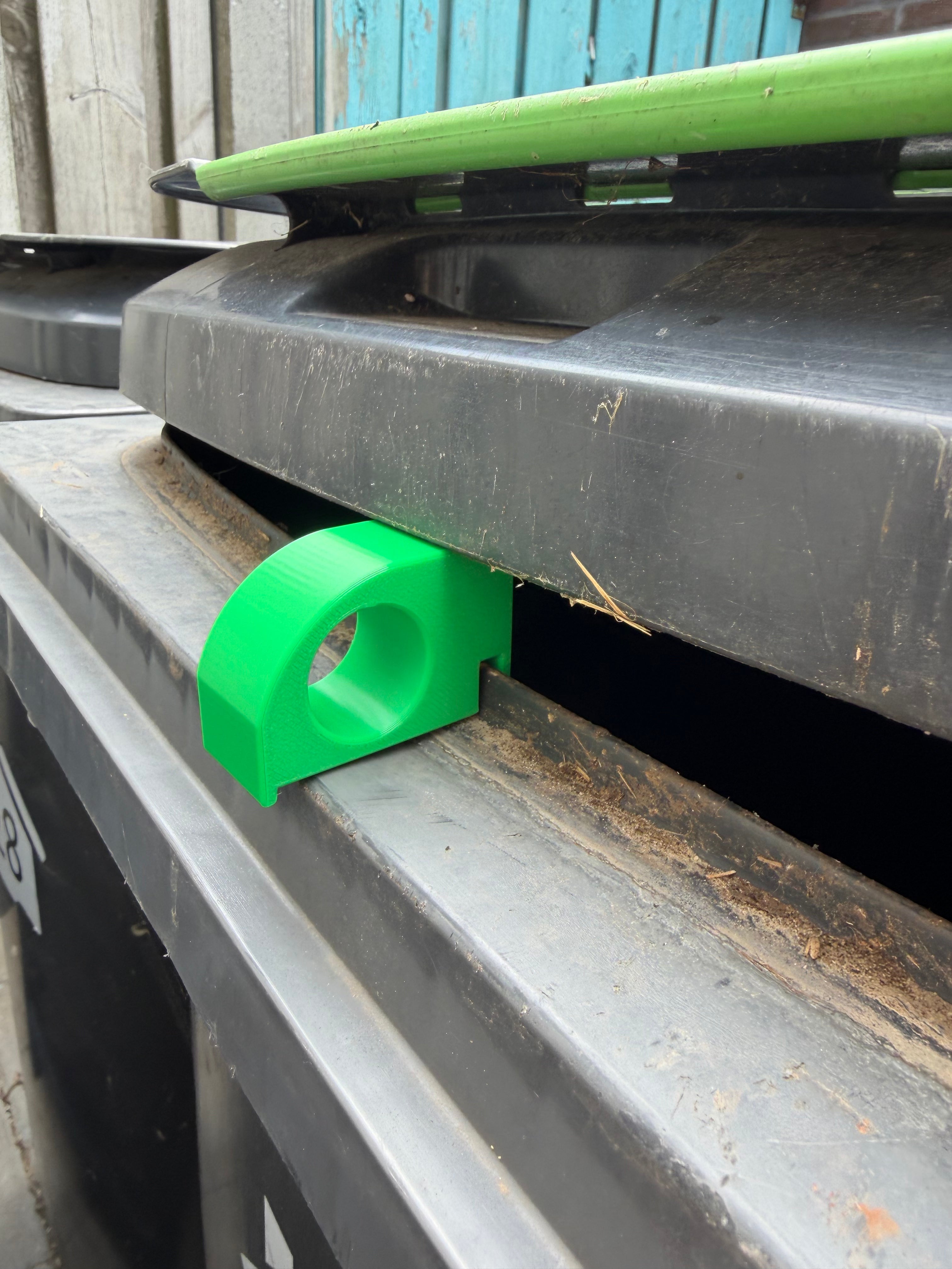 ContainerClip